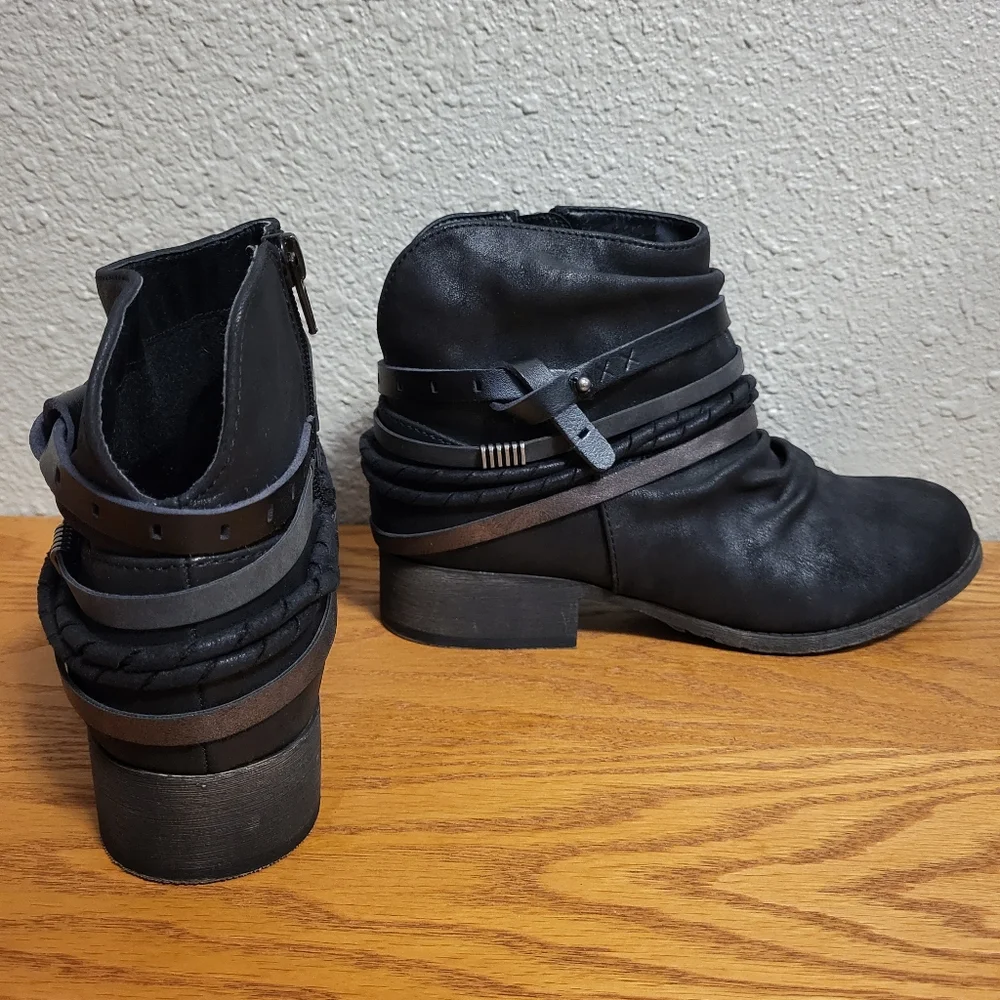 Jellypop Black Seattle Booties Size 7½M